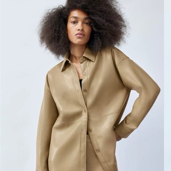 Aritzia/ Babaton - Picture 1 of 5